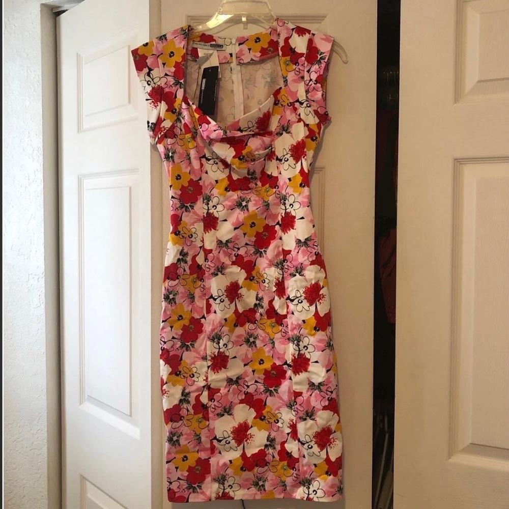 Absolutely beautiful floral Dress